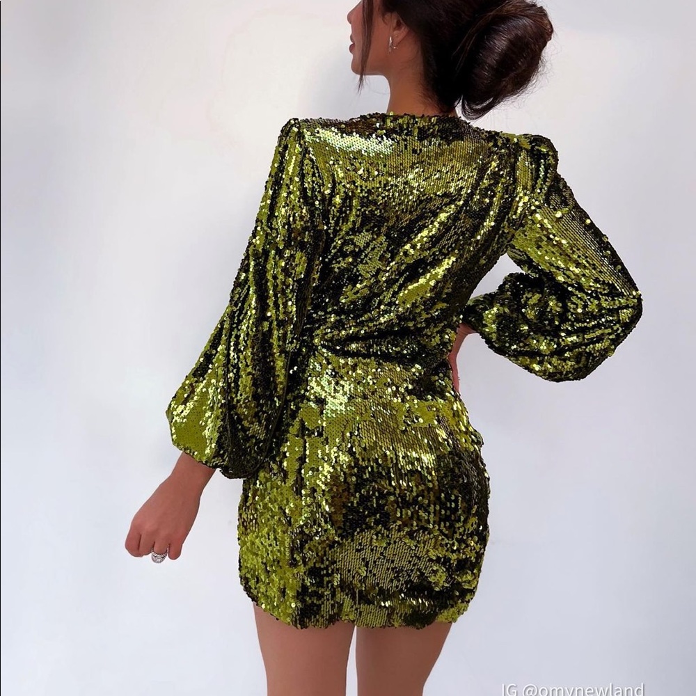 NWT Zara Sequin Wrap Dress Bloggers Fav - Picture 3 of 5